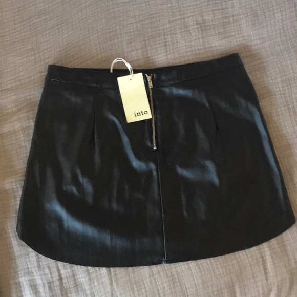 LF Leather Mini Skirt - Picture 3 of 4